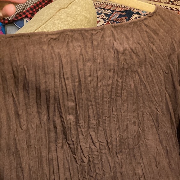 Carol Young Undesigned PleatedSquare Top - Picture 8 of 9